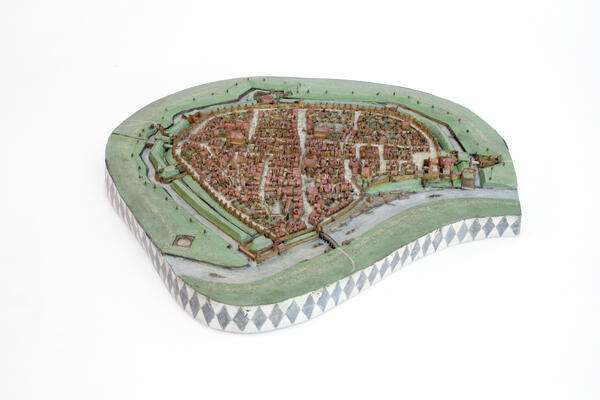Bild vergrößern: Kleines Stadtmodell Jakob Sandtners von 1571